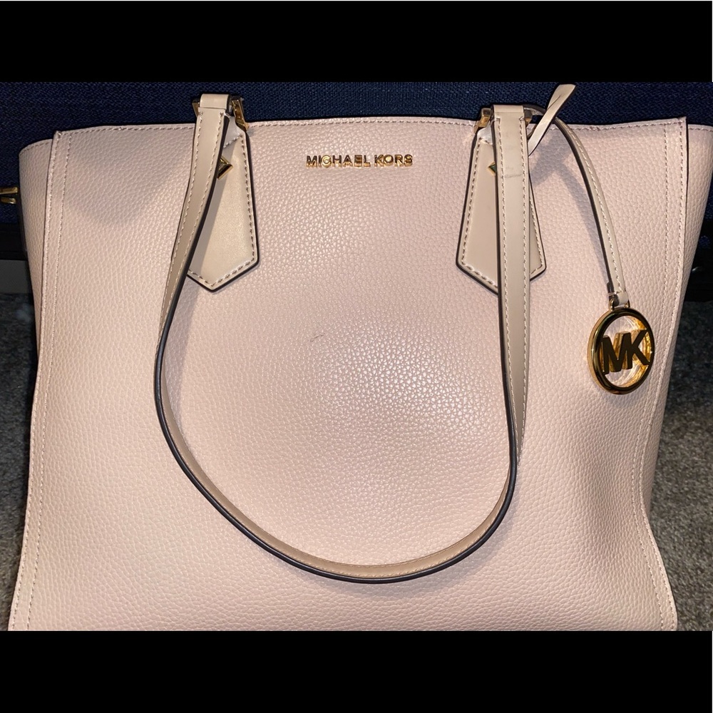 Pink Michael Kors Purse with logo tag and hard case insert - good condition